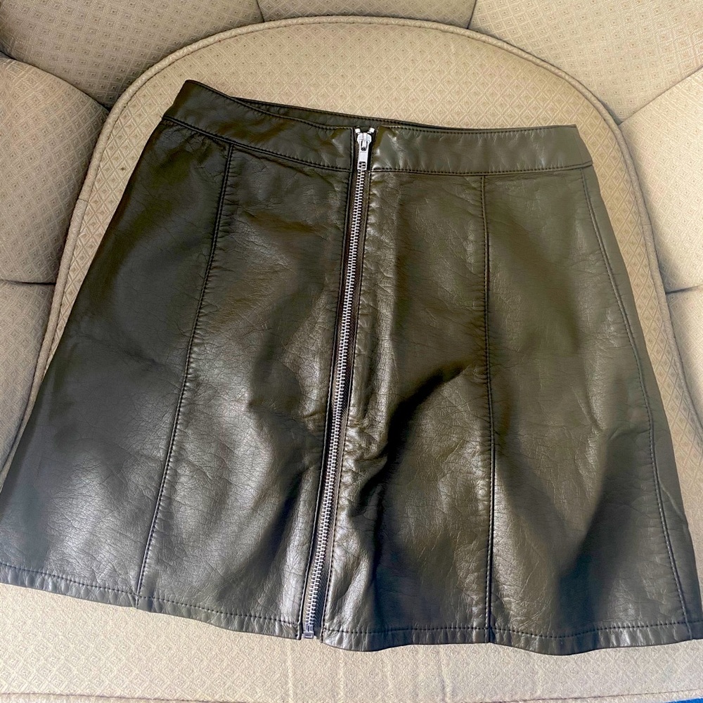 Olive Green Leather Skirt✨